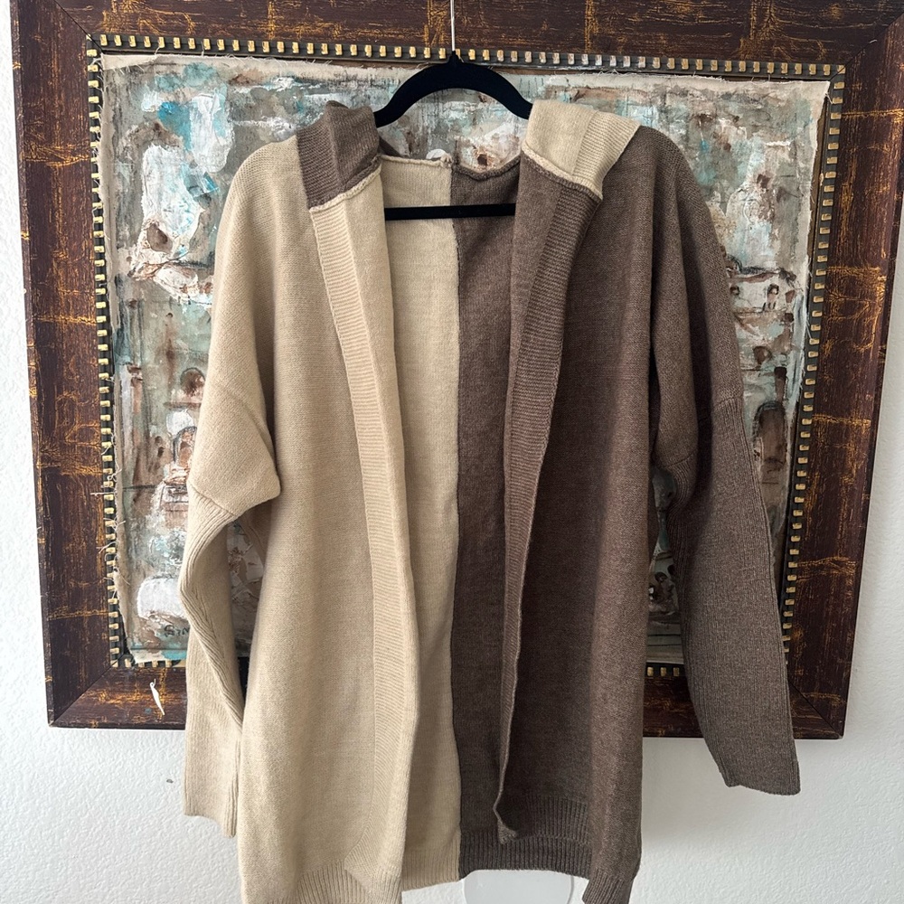 Two-Tone Open Front Cardigan - Picture 2 of 4